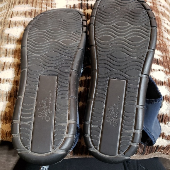 🌻Sandals - Picture 3 of 3